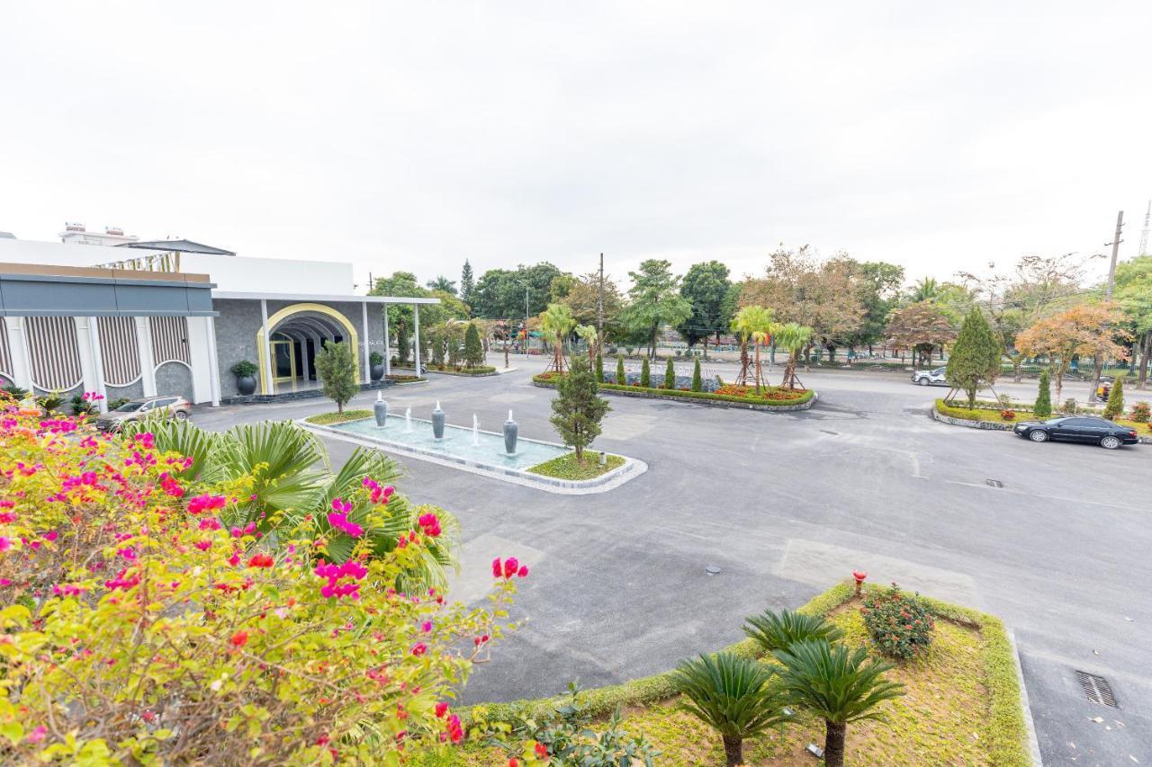 Viktor Legends Hotel Mong Cai Exterior photo